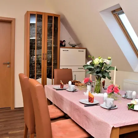 Anneliese Am Stadttor Apartment